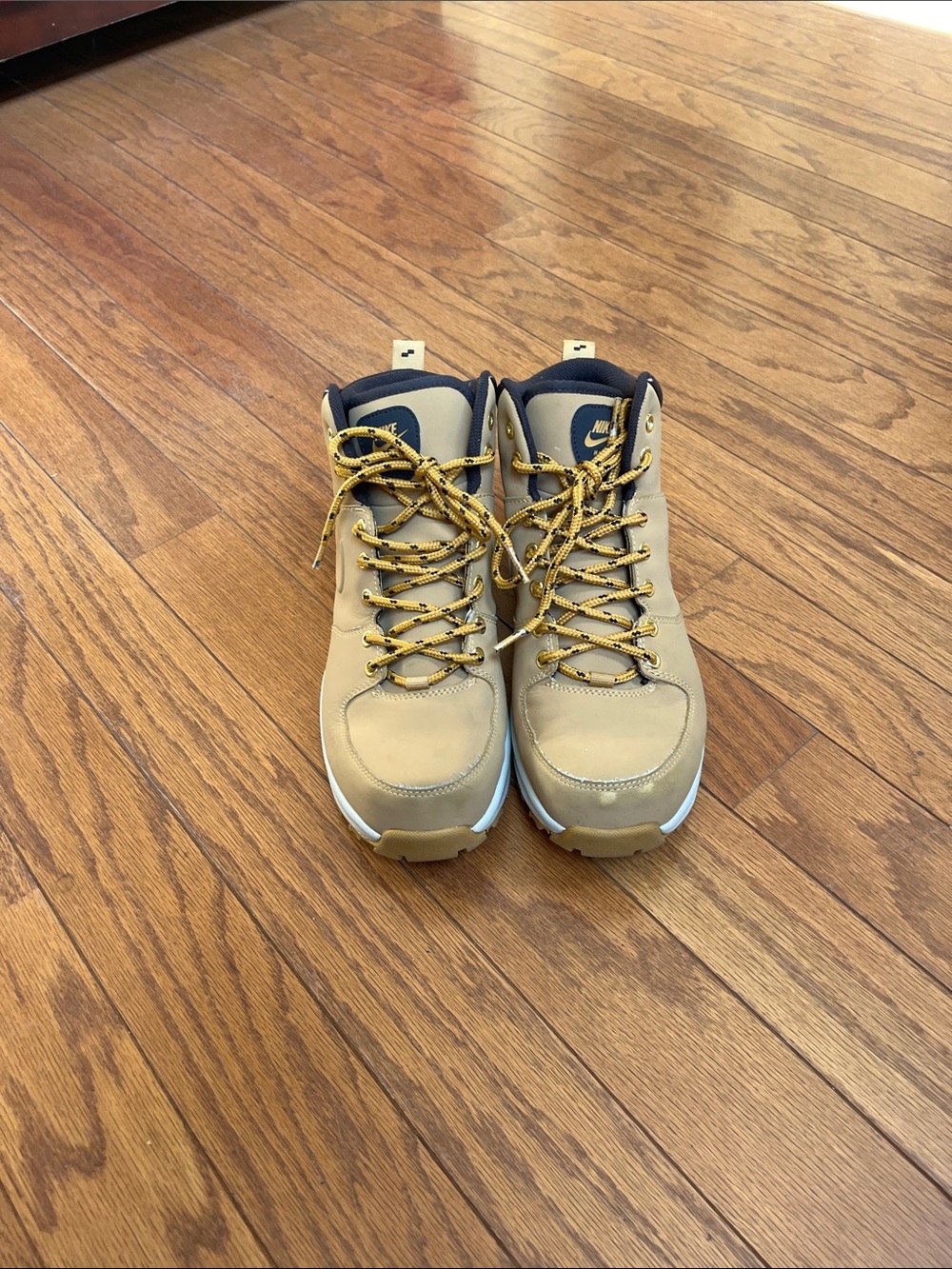 Nike Manoa Mens 8.5 Tan and Black Work Boot - Picture 2 of 16